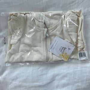 Burt’s bees baby, zip up hoodie eggshell/ cream color NWT.